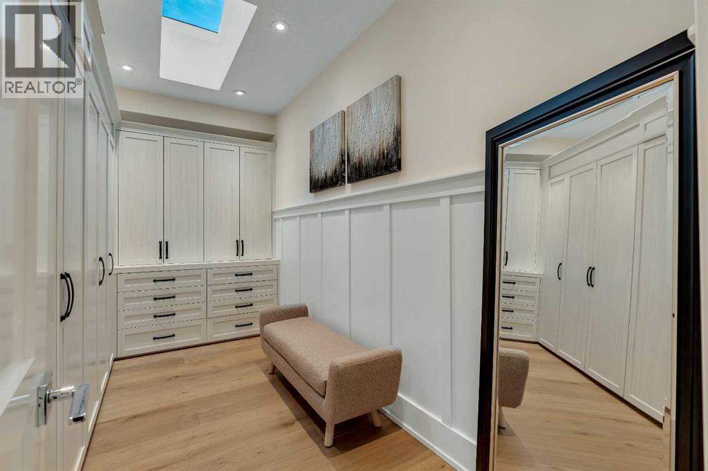 Single Family House for Sale in  Bowwater Crescent NW Bowness Calgary 