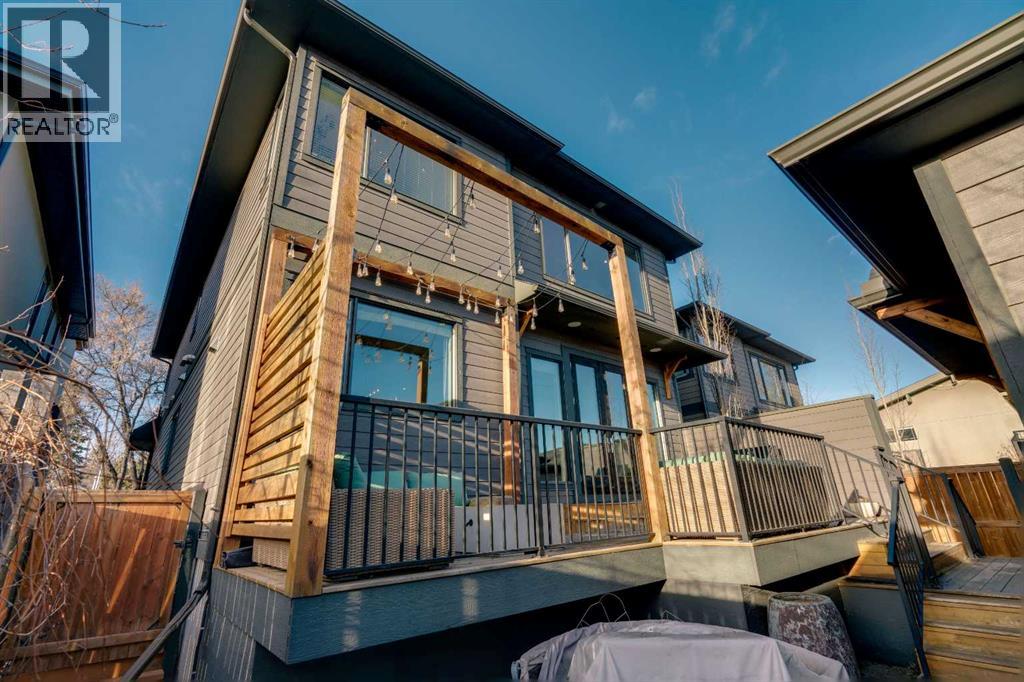 Single Family House for Sale in  Bowwater Crescent NW Bowness Calgary 