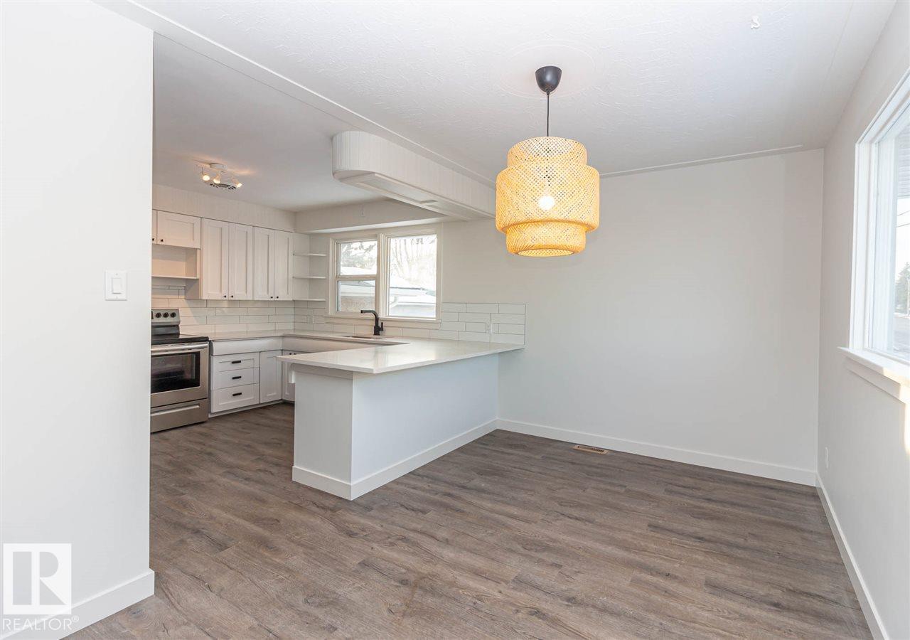 10536 76 ST NW - 10