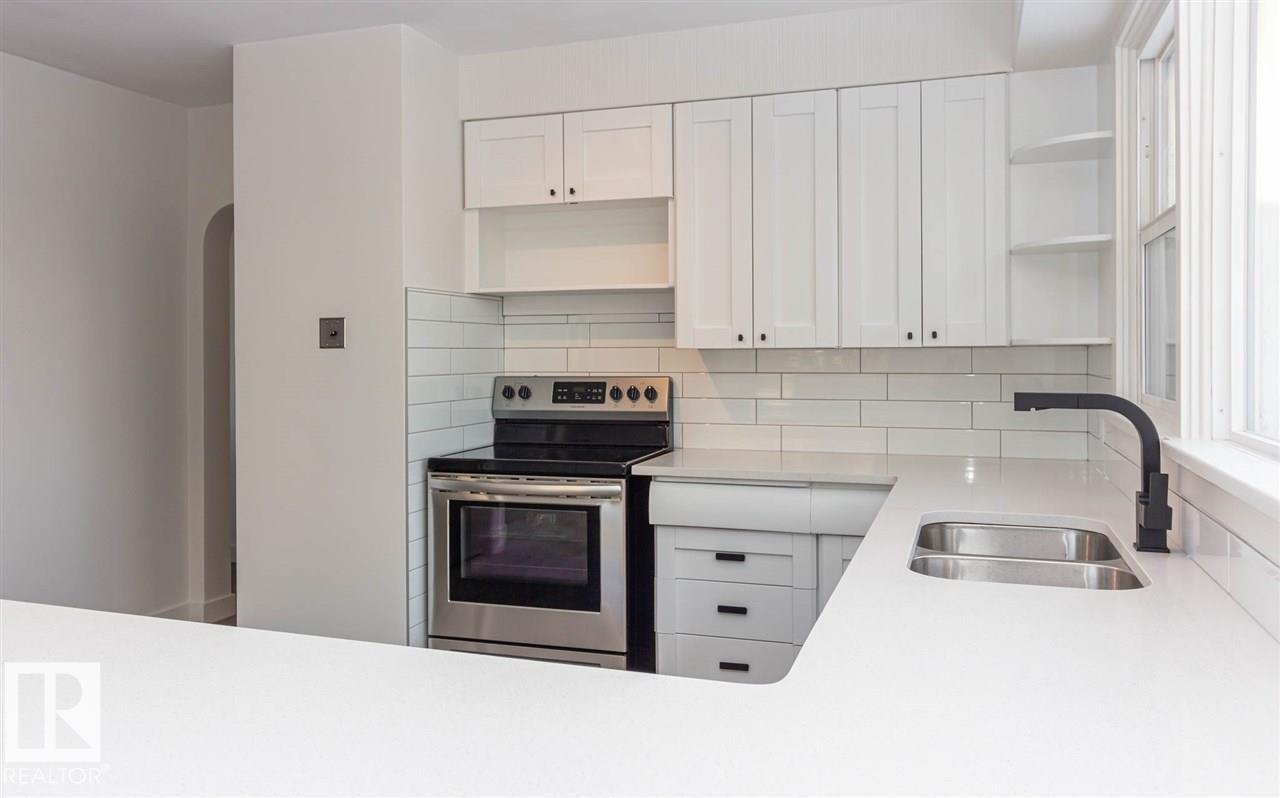 10536 76 ST NW - 17