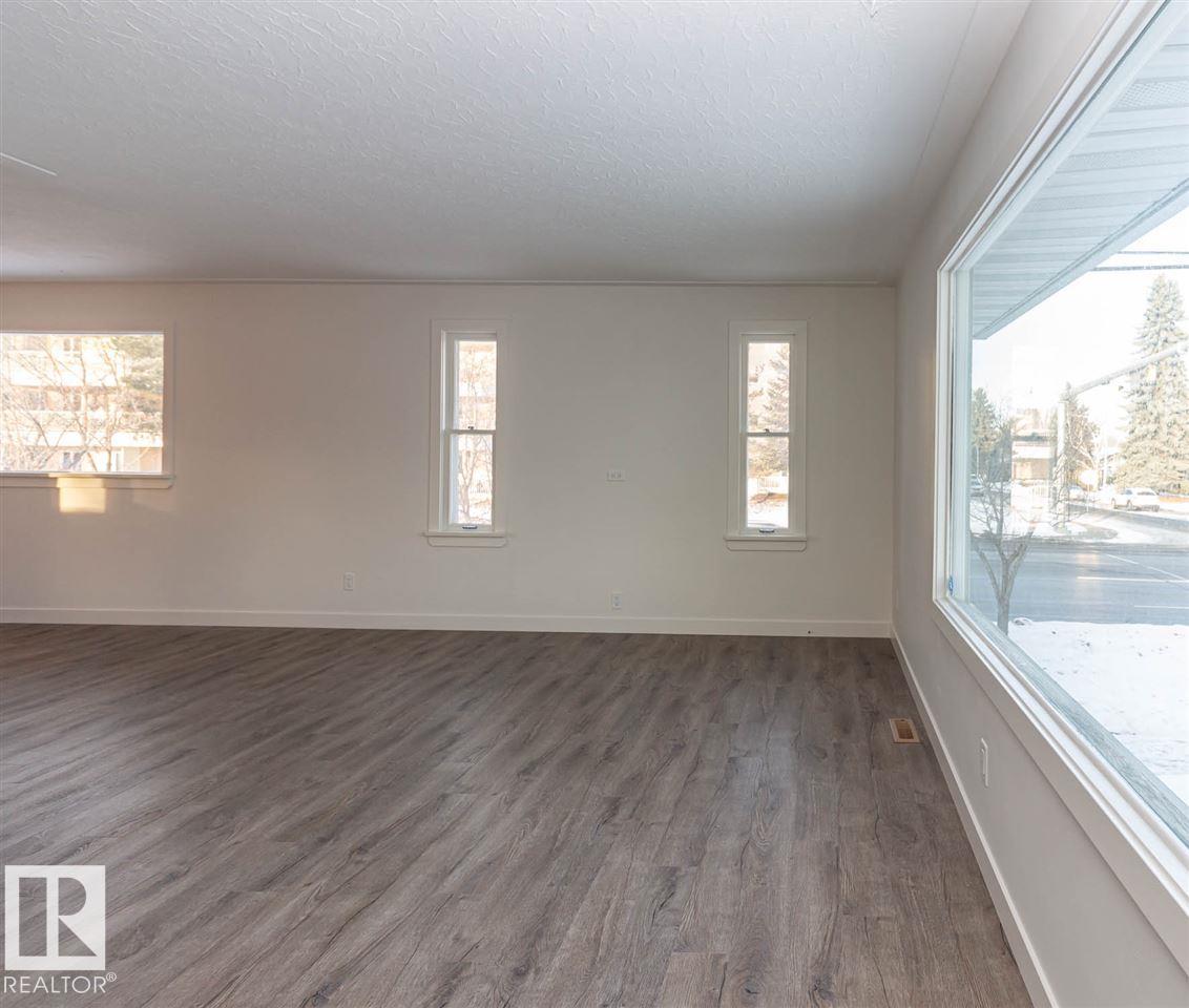 10536 76 ST NW - 5