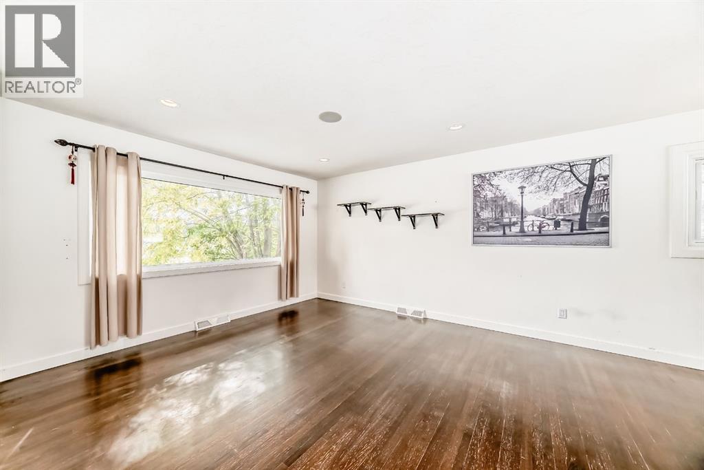 Single Family House Bungalow for Sale in  Bowlen Street NW Brentwood Calgary 