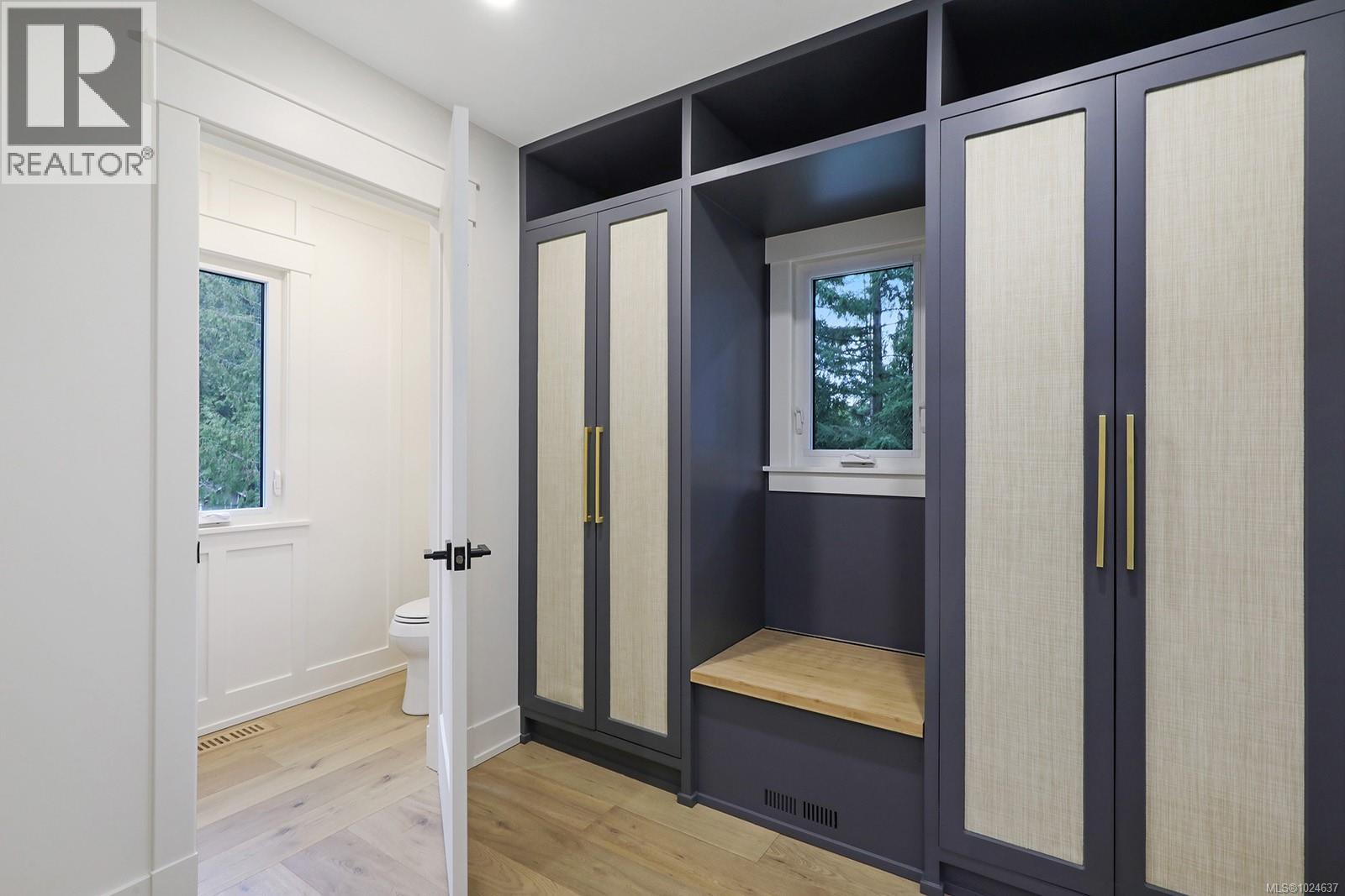 177 Sunningdale Rd E - 22