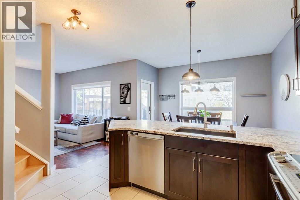 Single Family House for Sale in  Sierra Nevada Close SW Signal Hill Calgary 