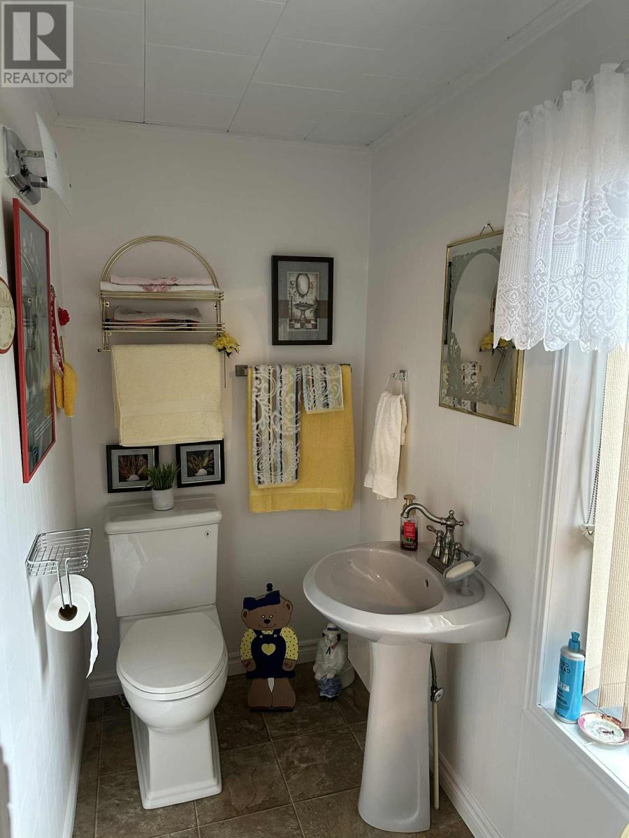 7 Earles Road - 24