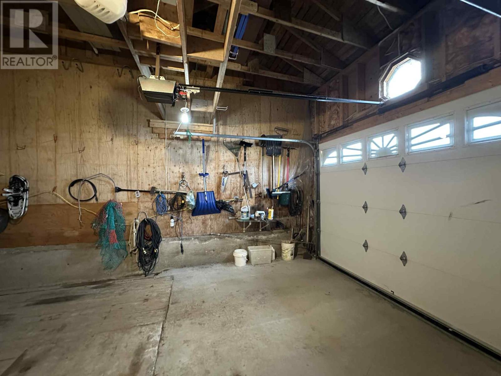 7 Earles Road - 31