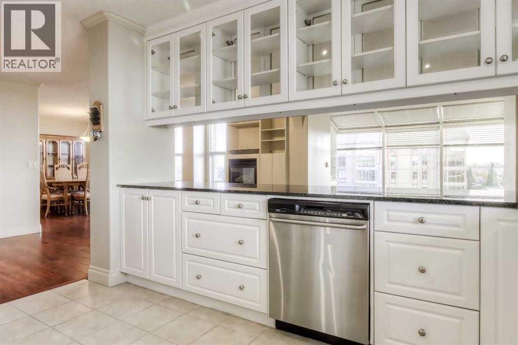 Single Family House for Sale in   Varsity Drive NW Varsity Calgary 