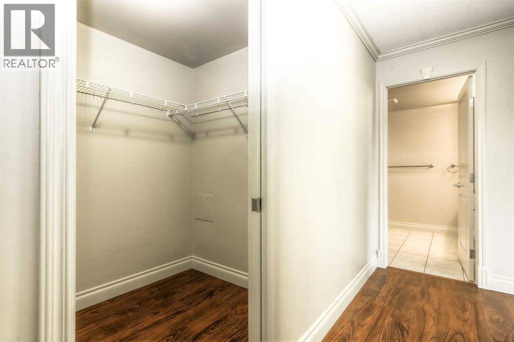 Single Family House for Sale in   Varsity Drive NW Varsity Calgary 