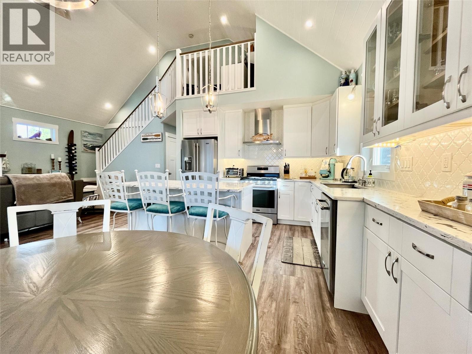  8902 Swanshore Road, Swansea Point