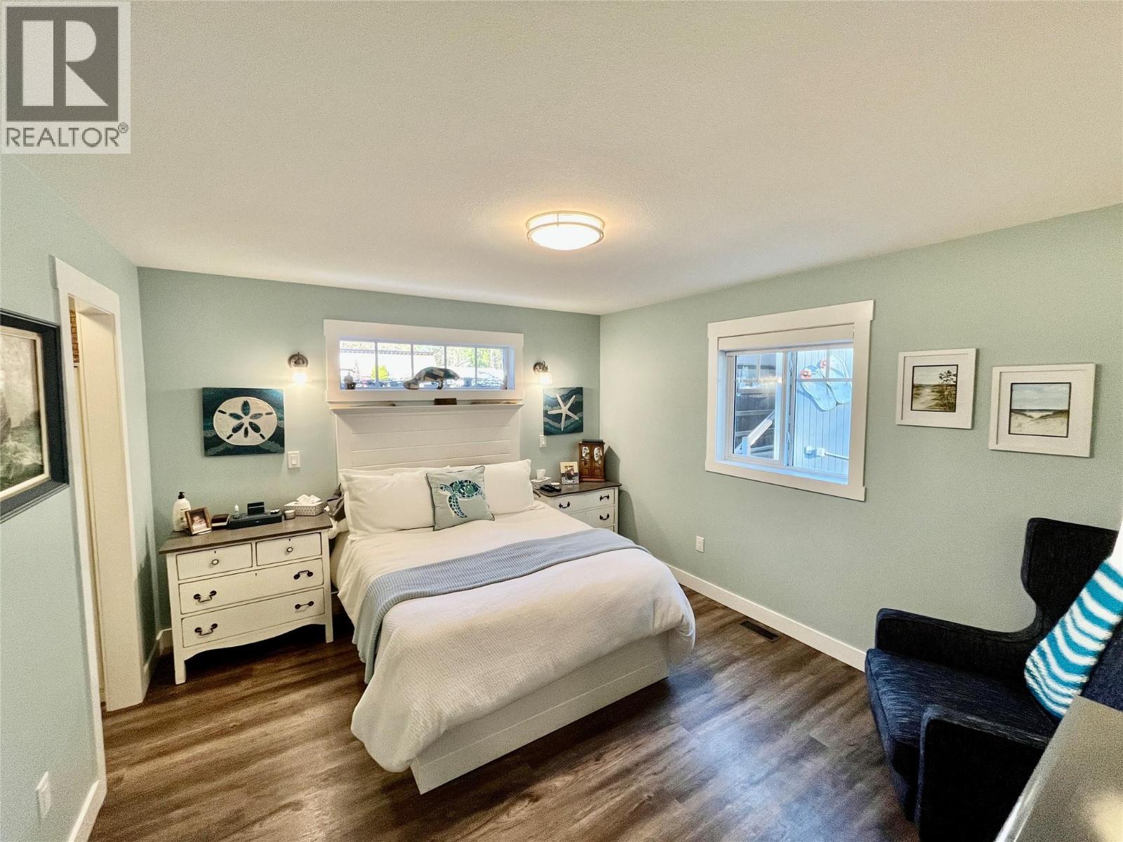  8902 Swanshore Road, Swansea Point