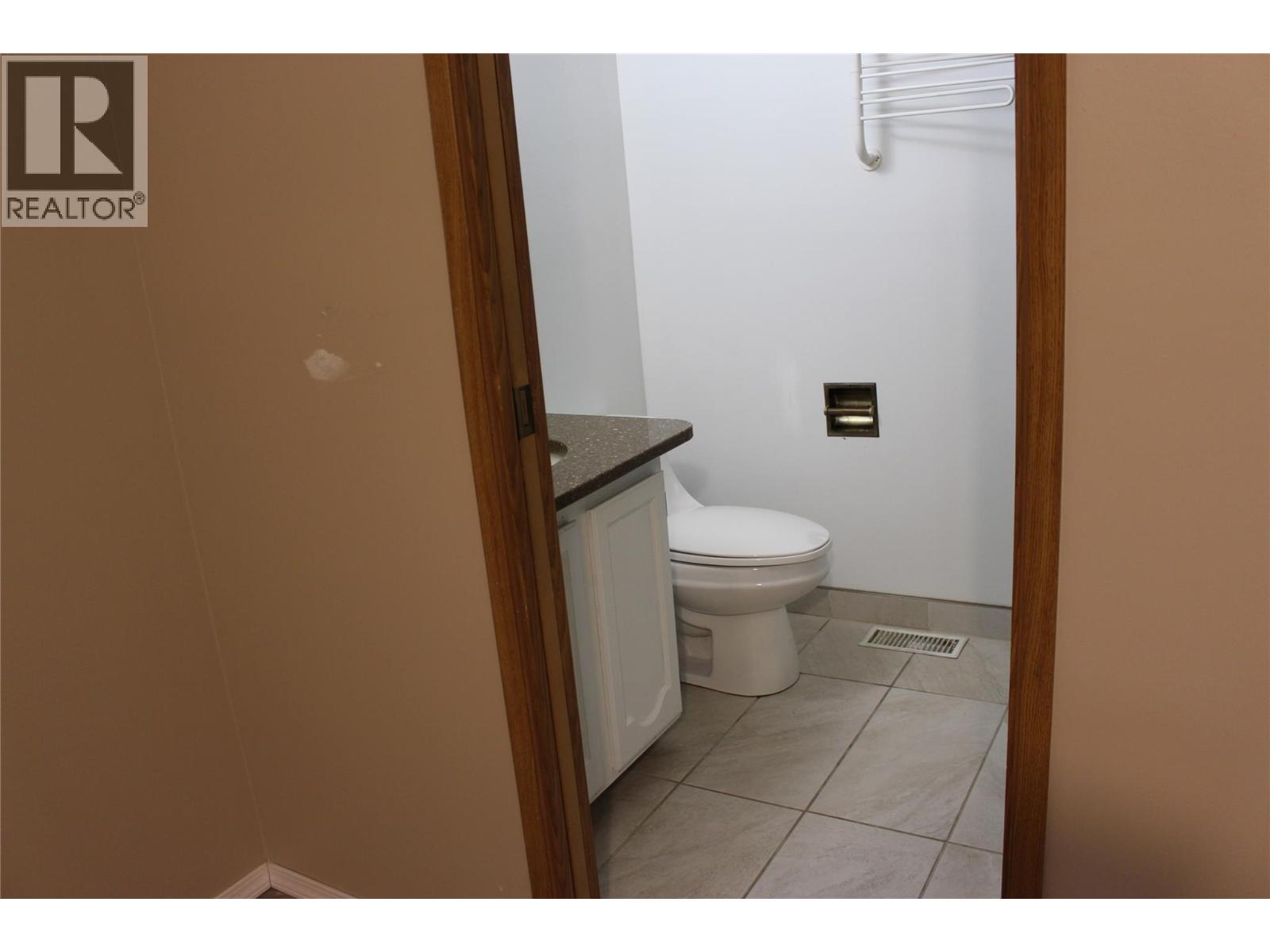 3402 415 Commonwealth Road, Kelowna