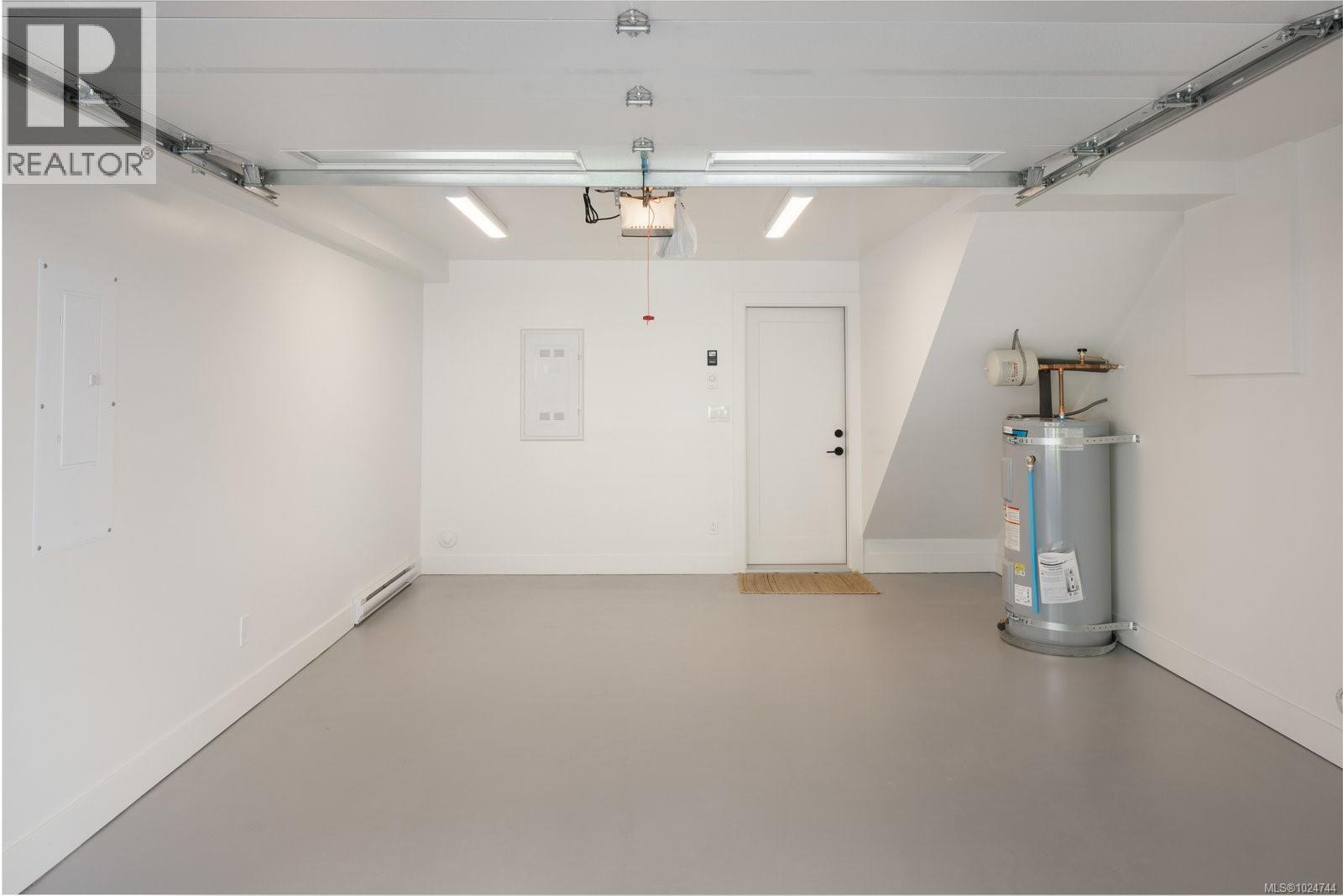 15 10145 Fifth Street, Sidney