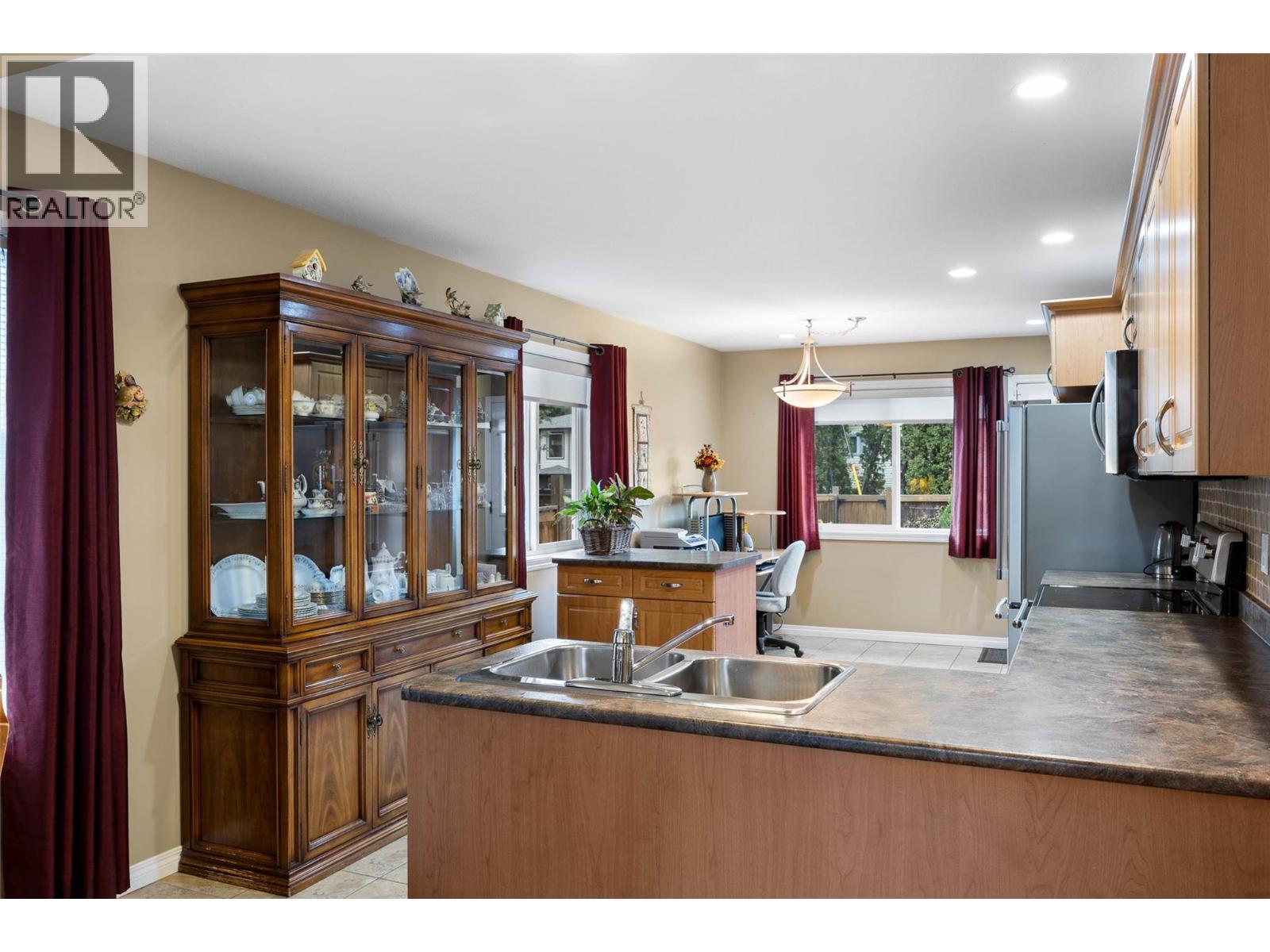 2185 Invermere Place, Kamloops