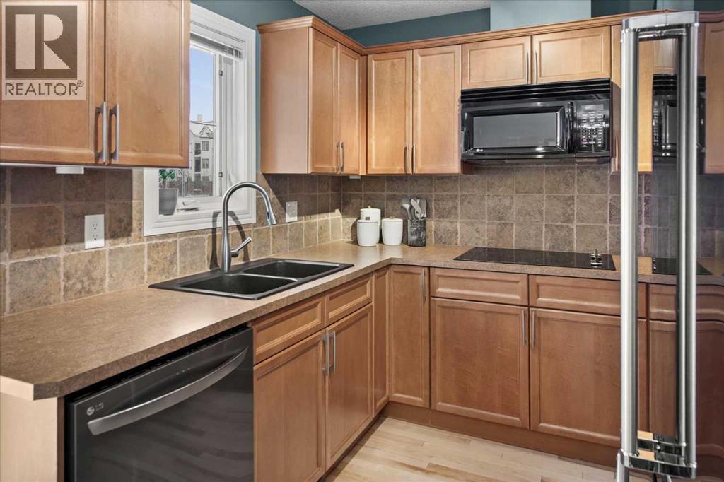 Single Family House 3 Level for Sale in  Royal Oak Way NW Royal Oak Calgary 