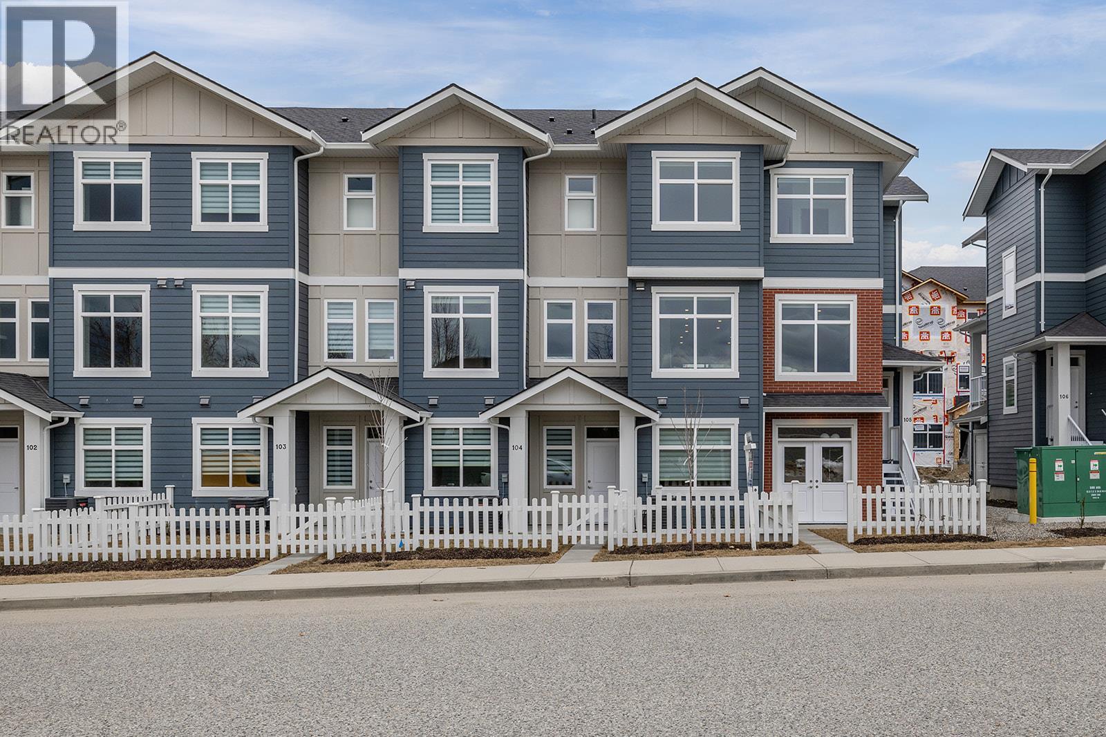 #106 5300 Main Street - 43