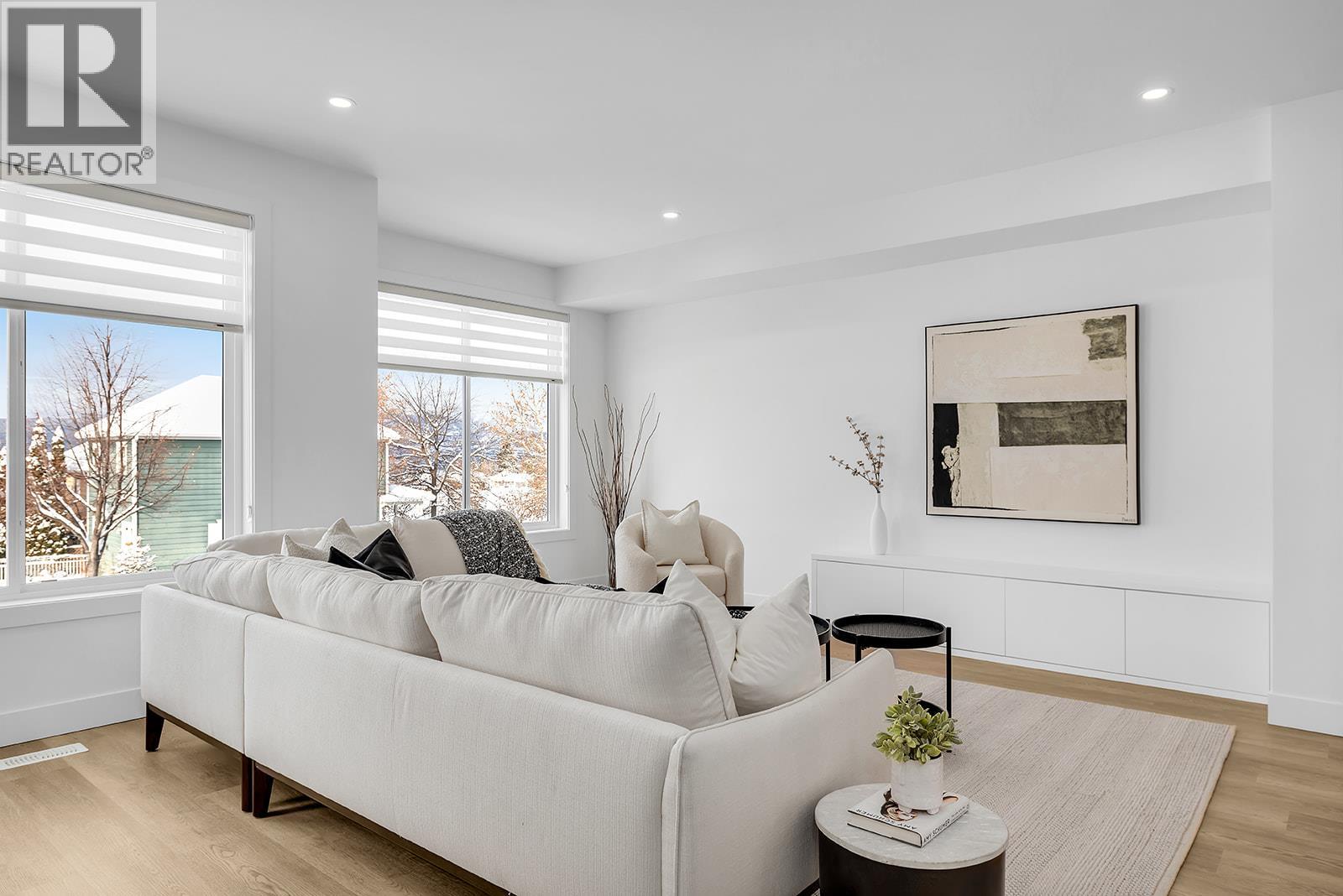 106 5300 Main Street, Kelowna