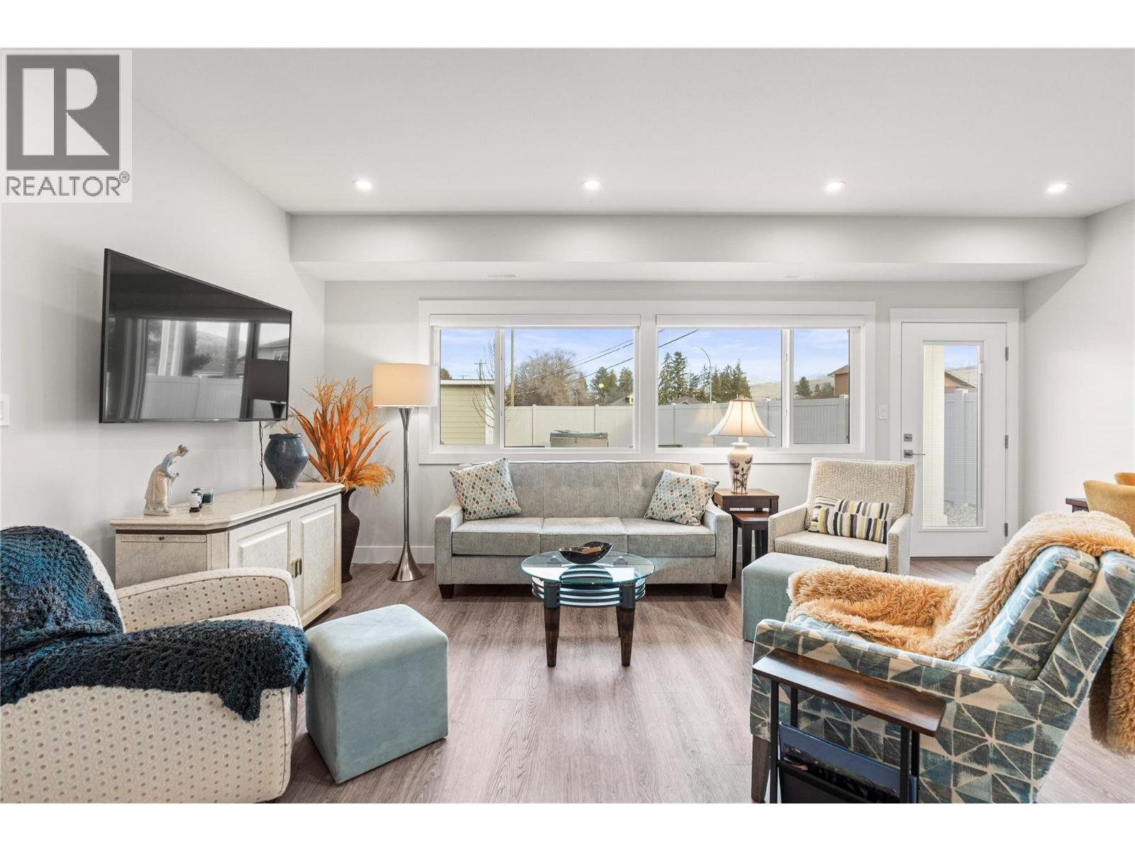 6457 Okanagan Landing Road, Vernon