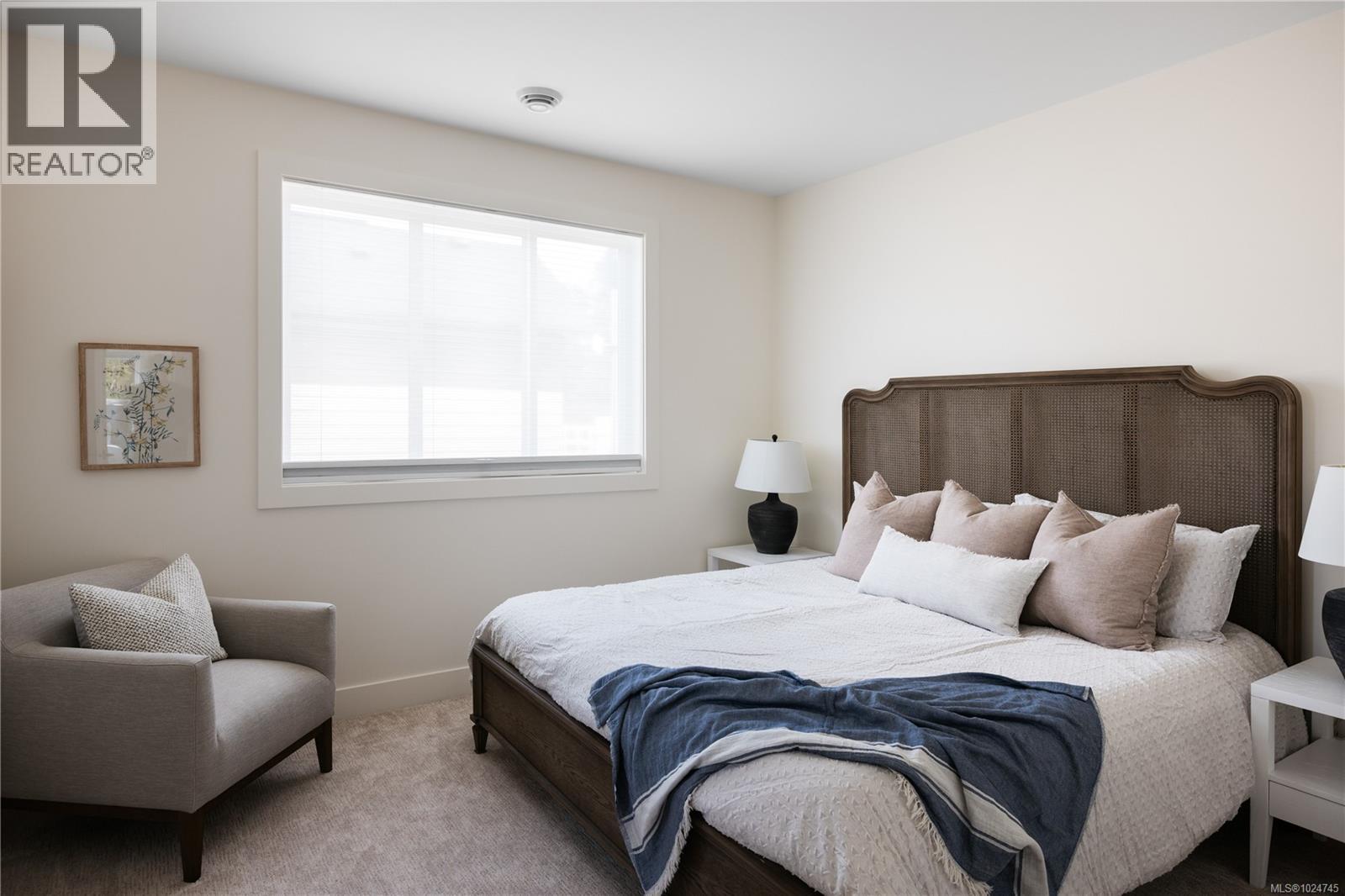 4 10145 Fifth Street, Sidney