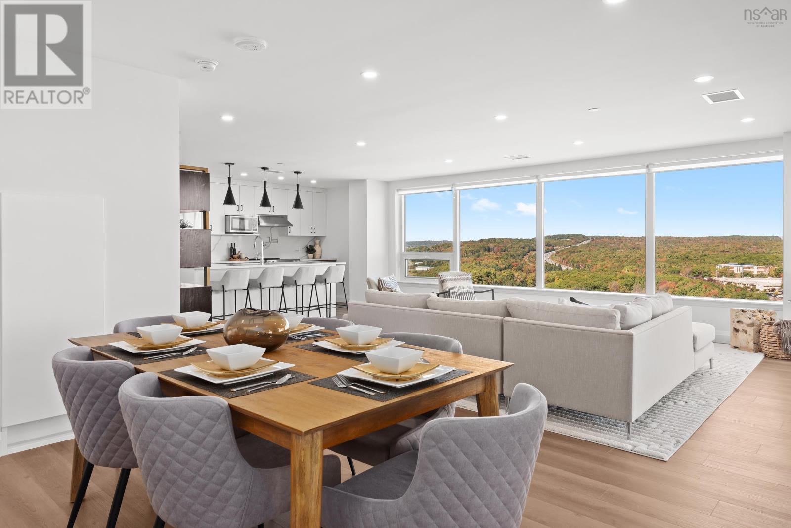 Property 15 of 36 of 1703 72 Seapoint Road