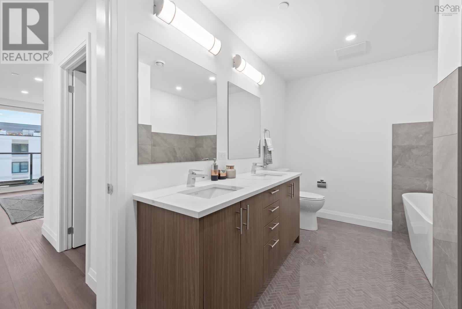 Property 23 of 36 of 1703 72 Seapoint Road