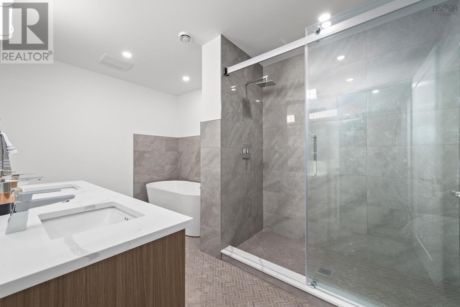 Property 22 of 36 of 1703 72 Seapoint Road