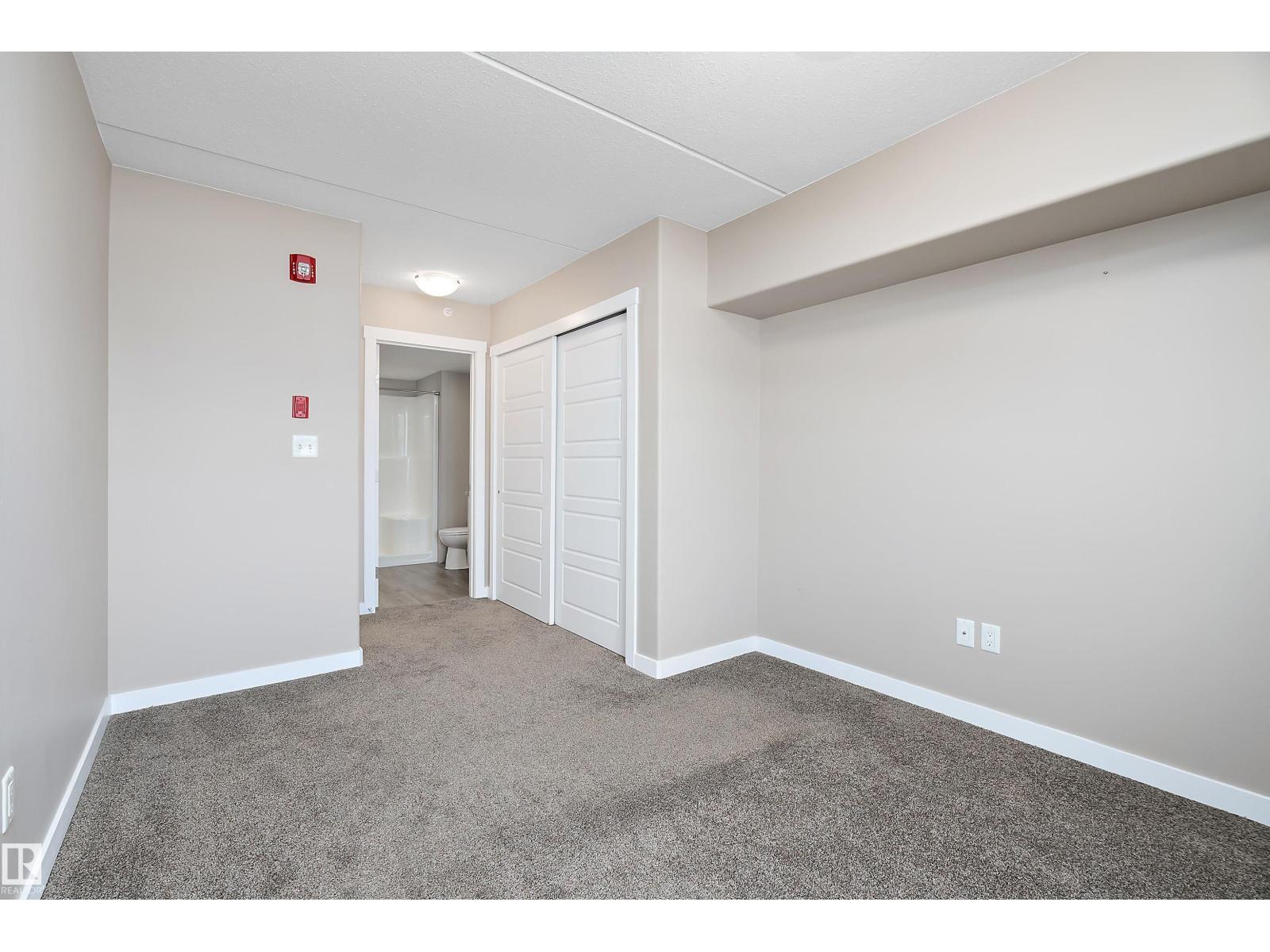 #206 4002 47 ST - 25