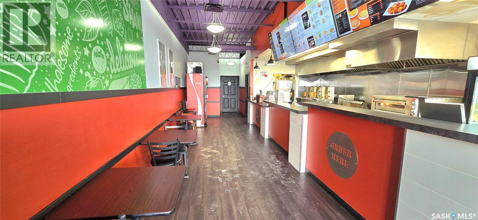 102 1st AVENUE W - Photo 3 of 14, Assiniboia, Saskatchewan