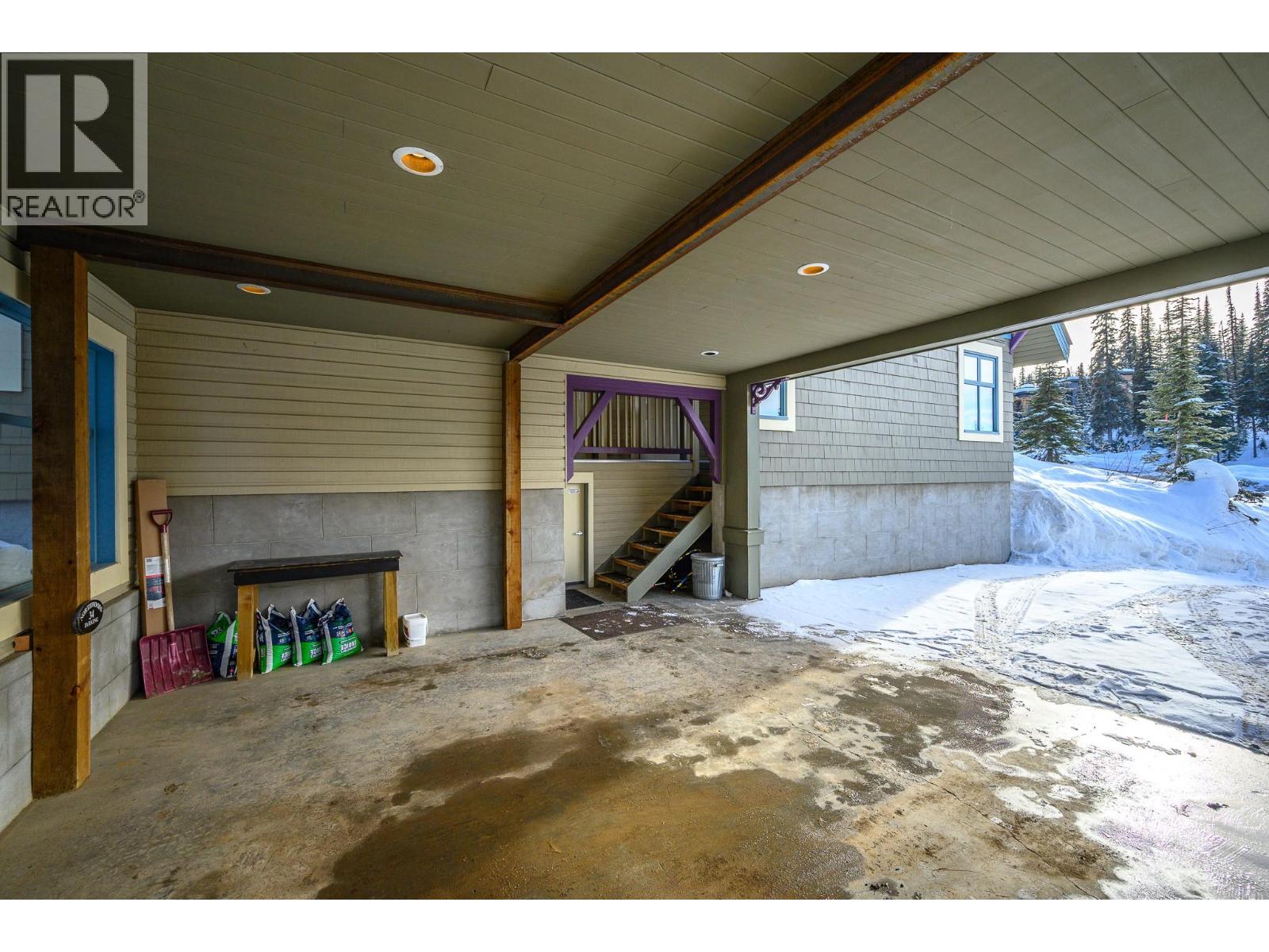 205 Monashee Road, Silver Star