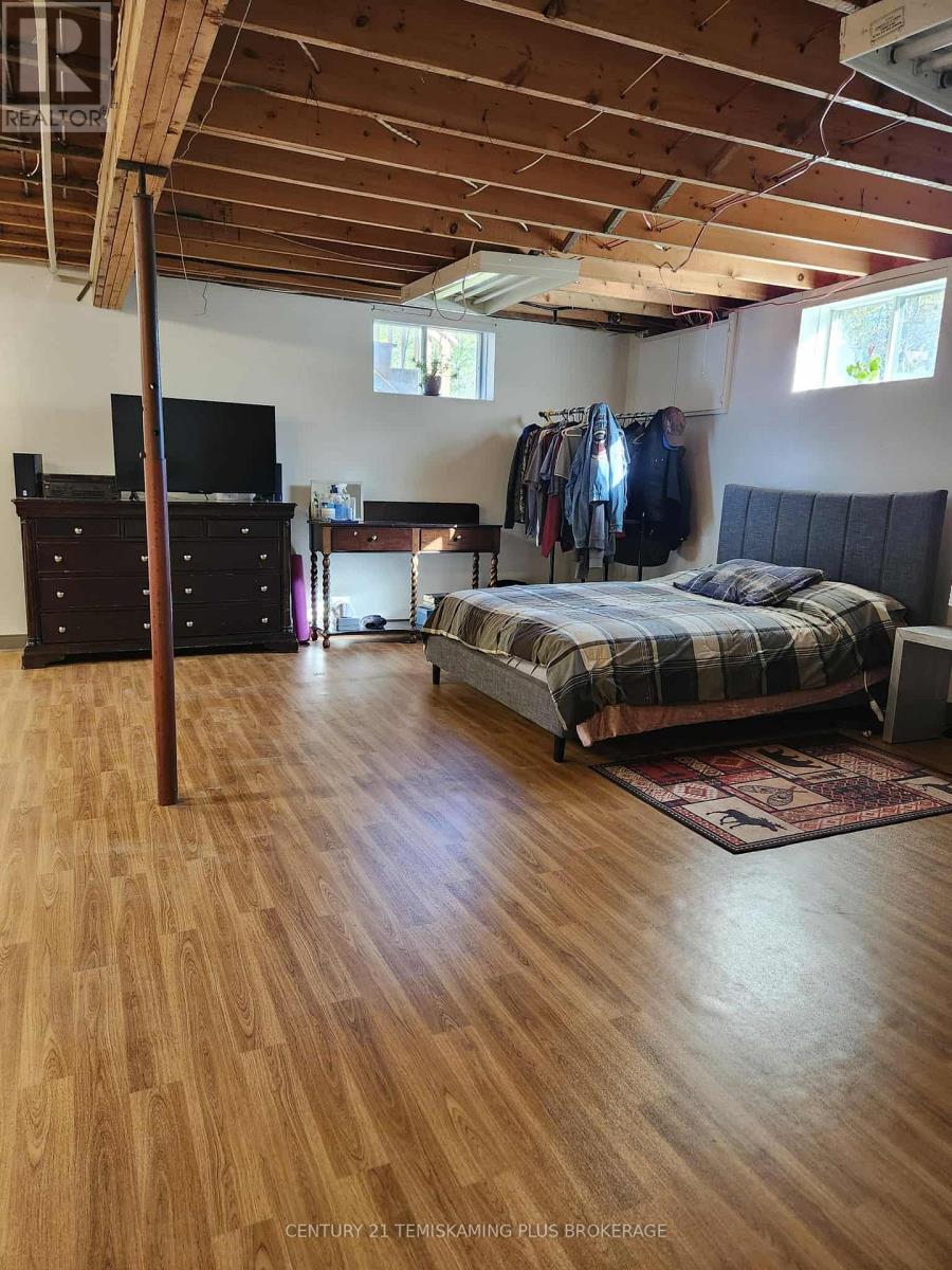 466609 KERR LAKE ROAD - 28