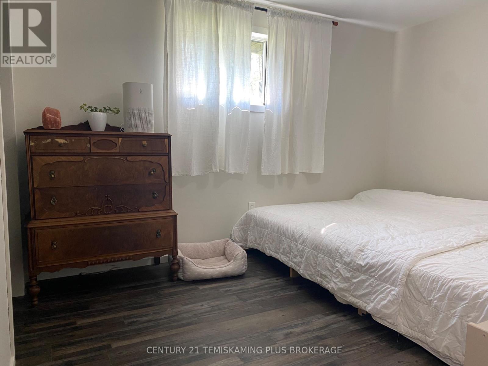 466609 KERR LAKE ROAD - 37