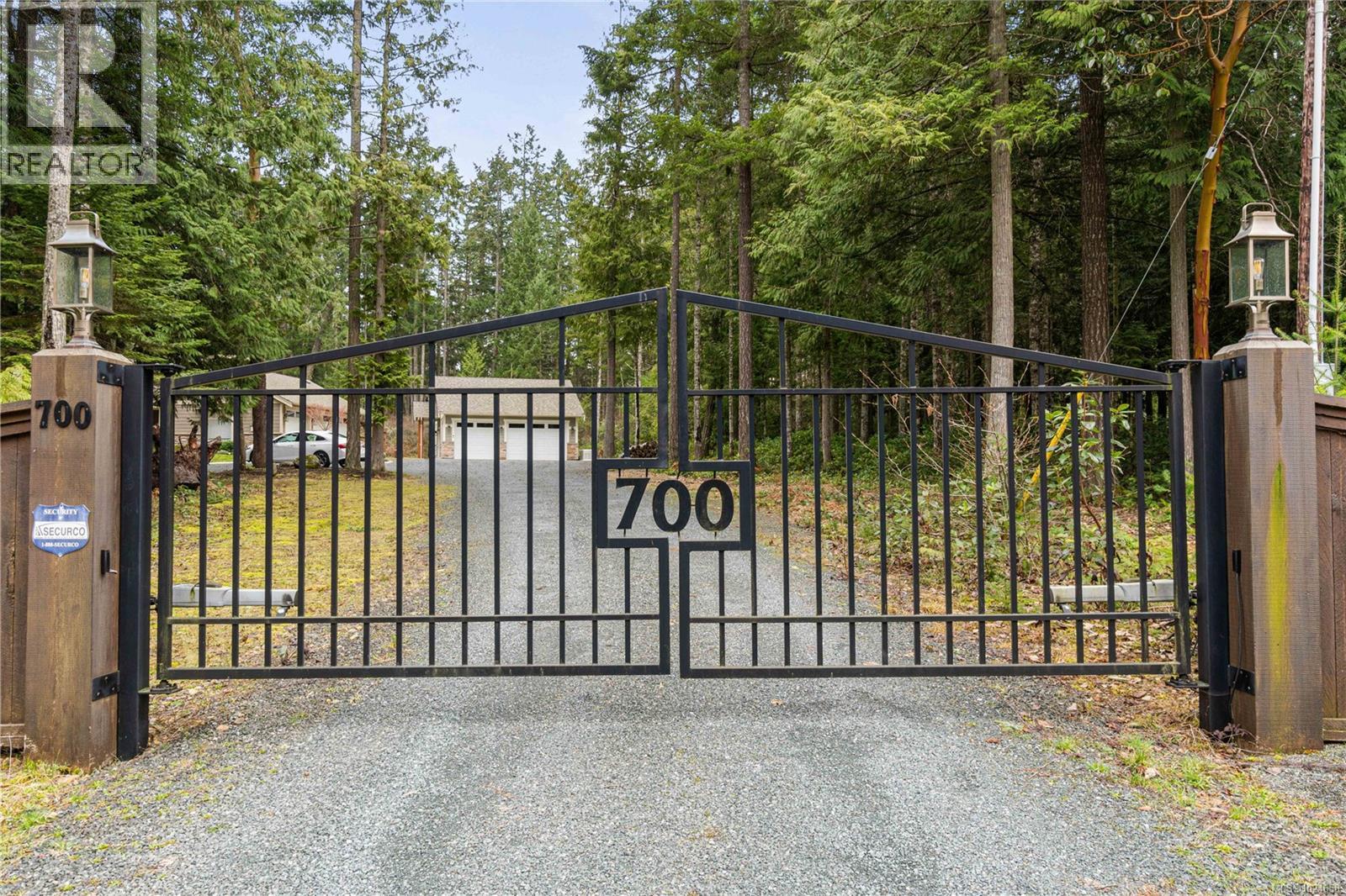 700 Wildgreen Way, Parksville