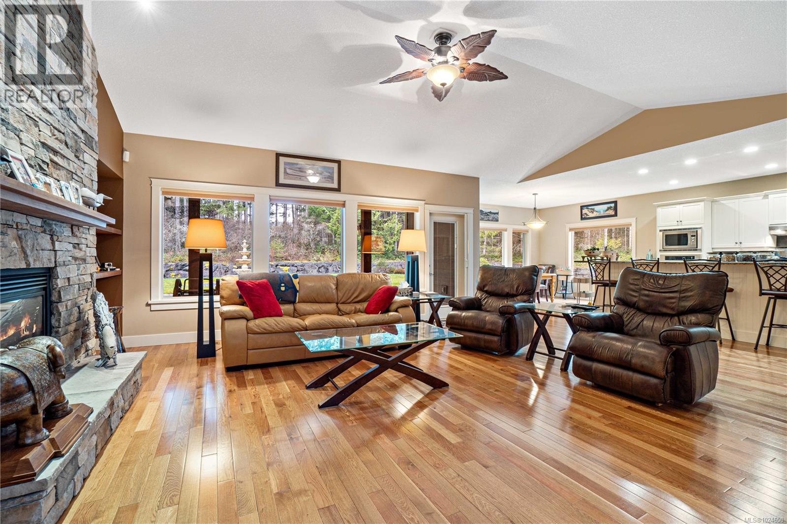 700 Wildgreen Way, Parksville