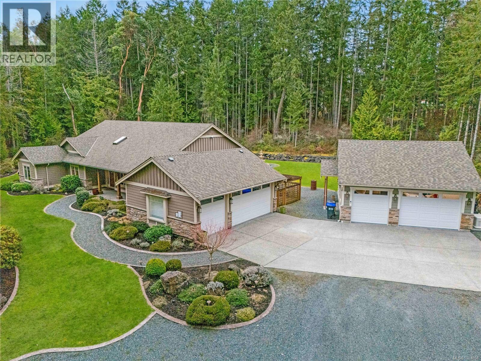 700 Wildgreen Way, Parksville