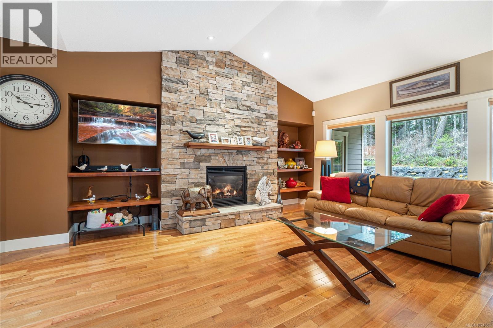 700 Wildgreen Way, Parksville