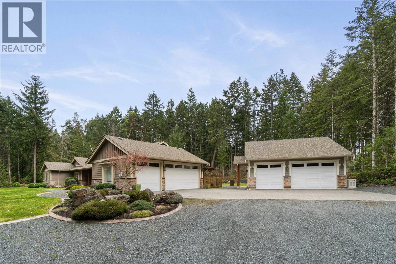 700 Wildgreen Way, Parksville