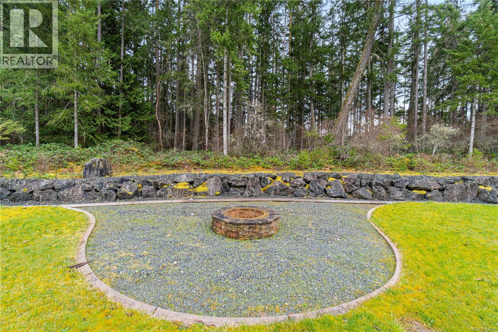 700 Wildgreen Way, Parksville