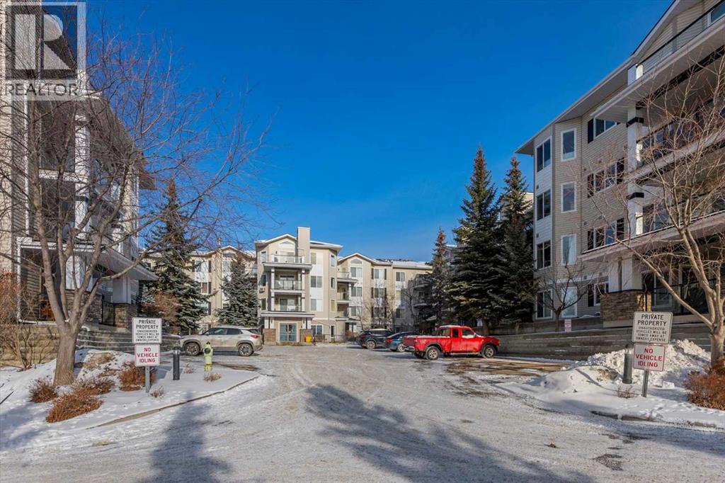 Single Family House for Sale in   Rocky Vista Park NW Rocky Ridge Calgary 