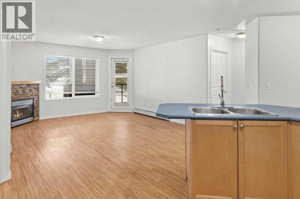 Single Family House for Sale in   Rocky Vista Park NW Rocky Ridge Calgary 