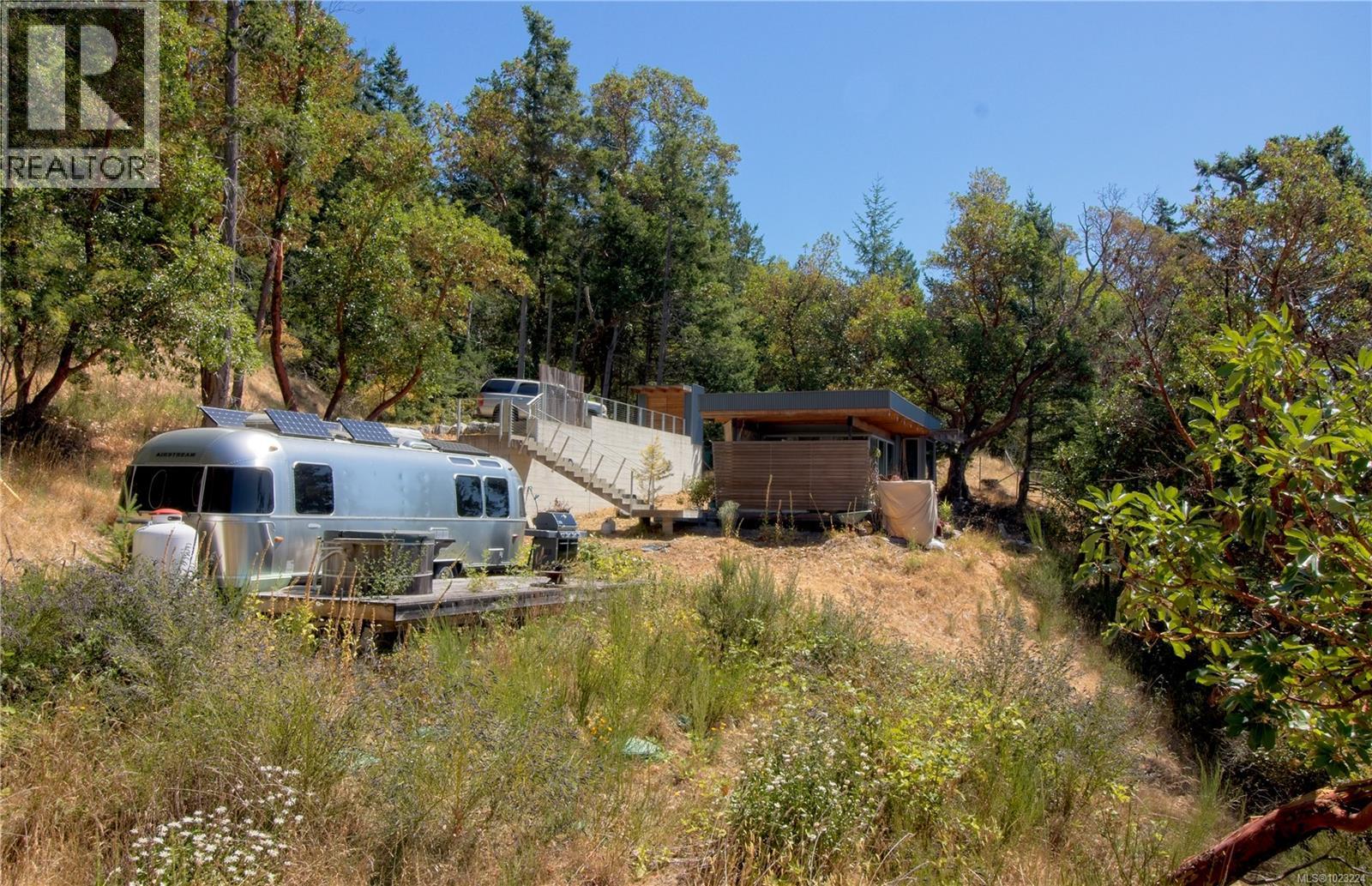 240 Old Scott Rd, Salt Spring