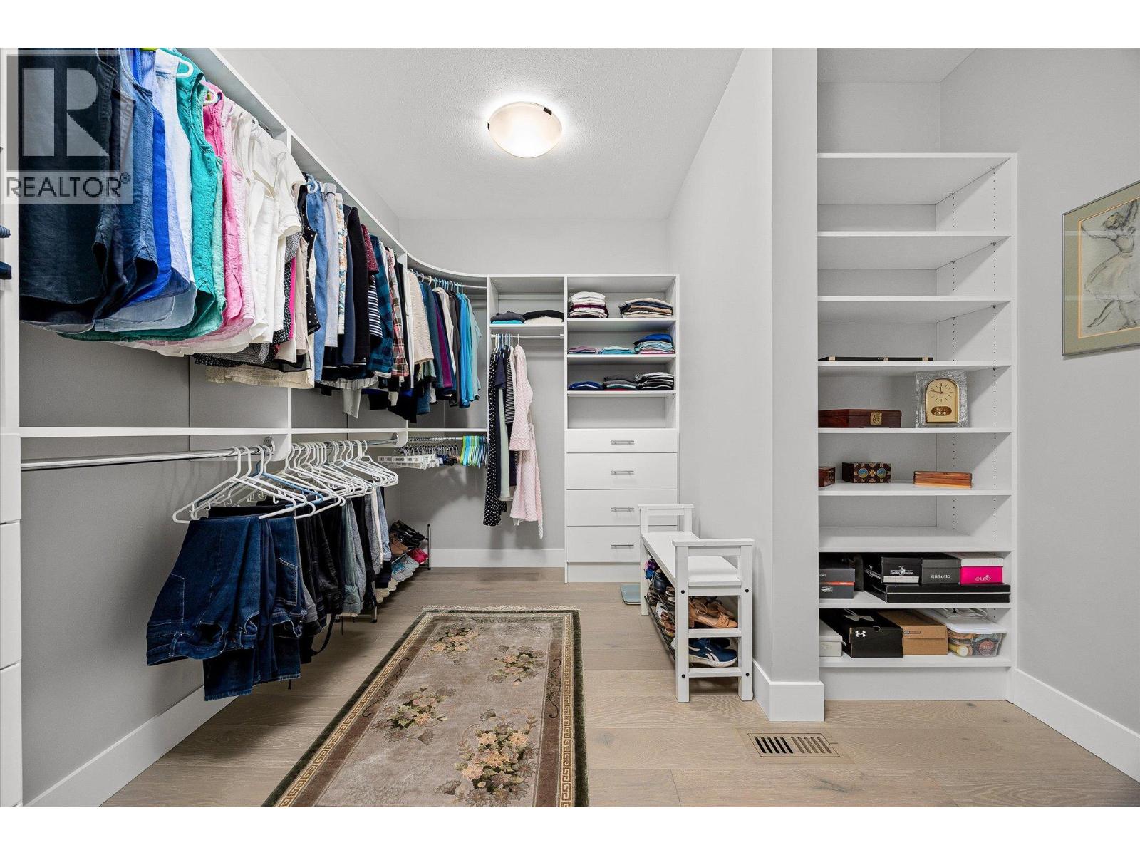  468 Sparrow Hawk Court, Kelowna