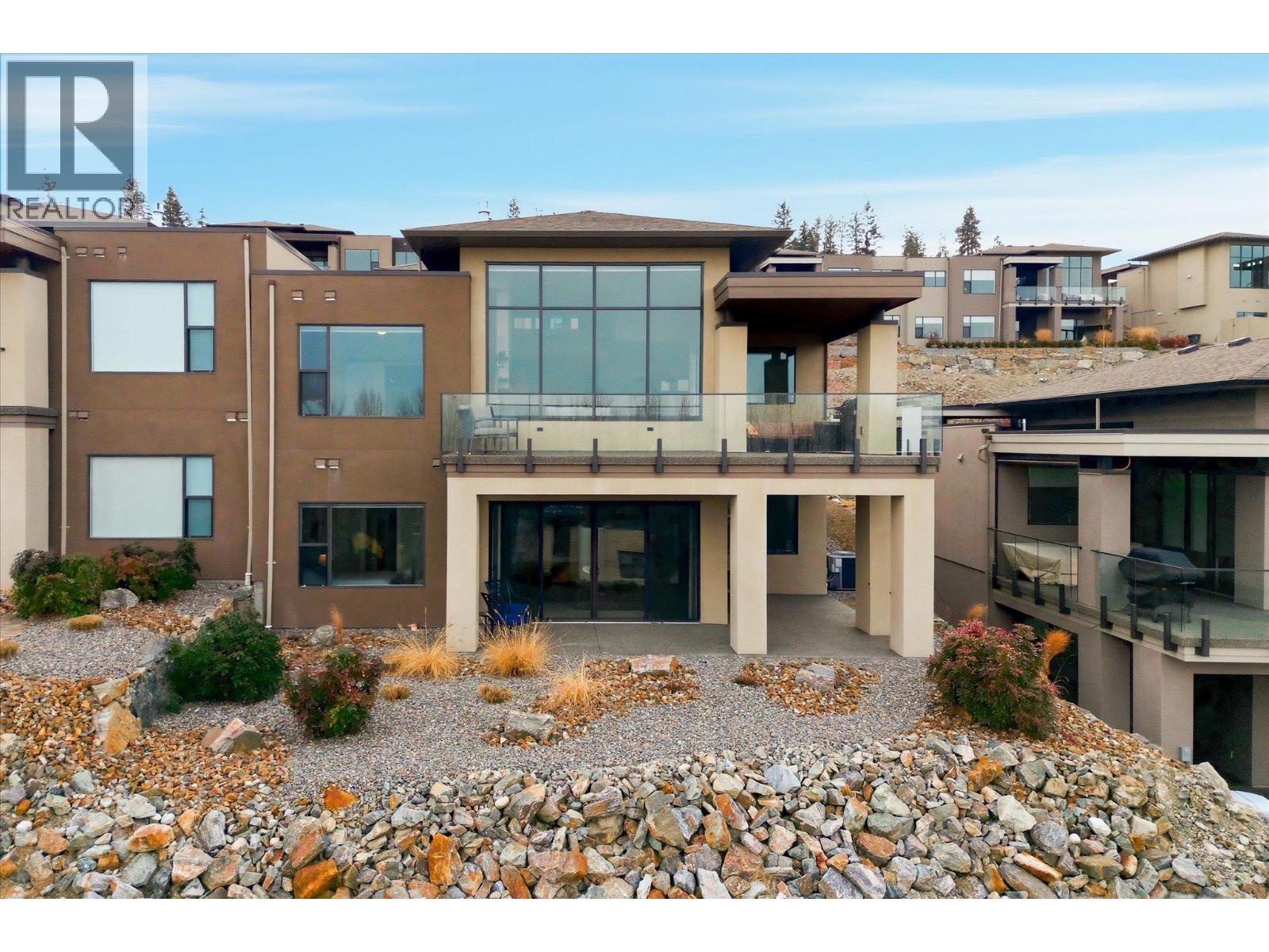  468 Sparrow Hawk Court, Kelowna