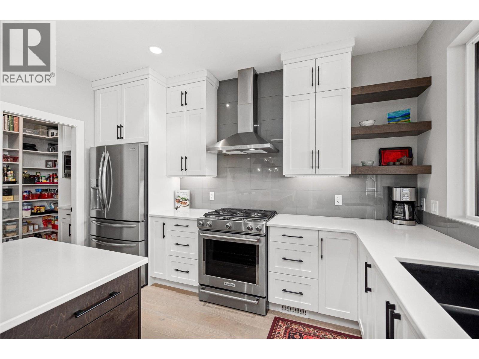  468 Sparrow Hawk Court, Kelowna