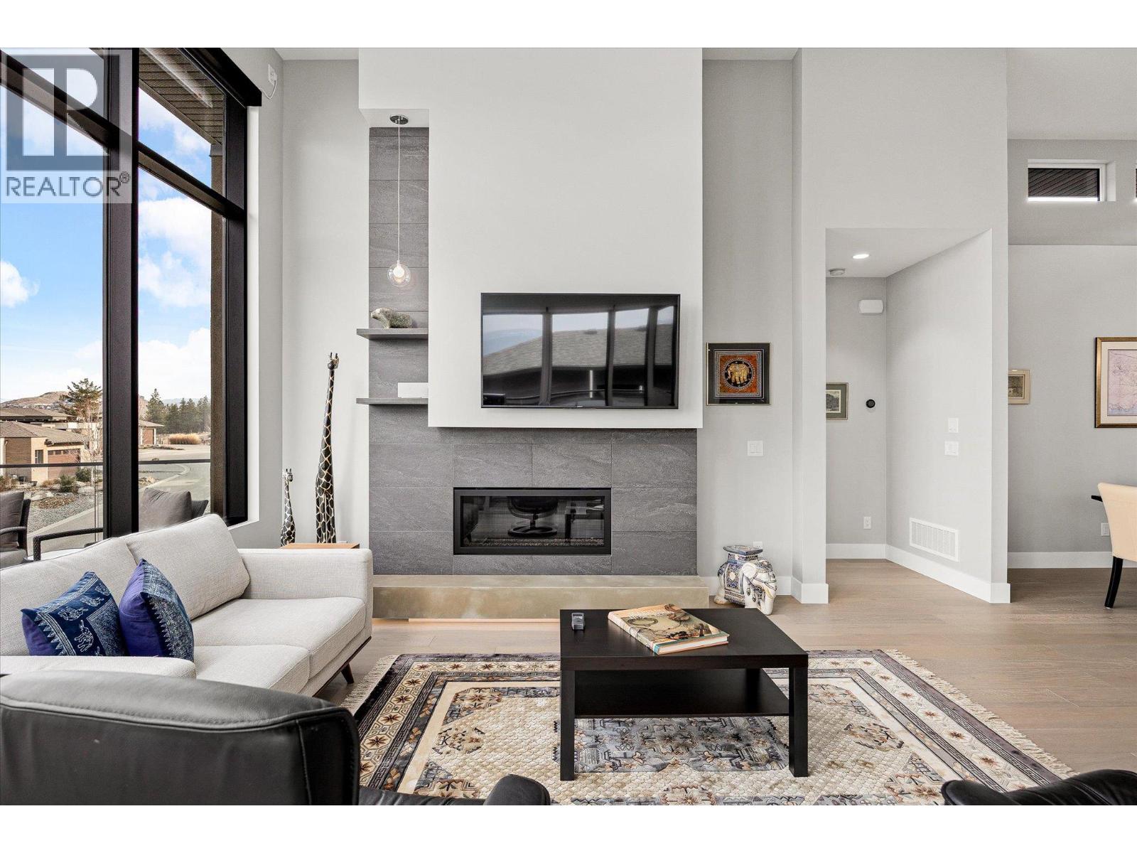  468 Sparrow Hawk Court, Kelowna