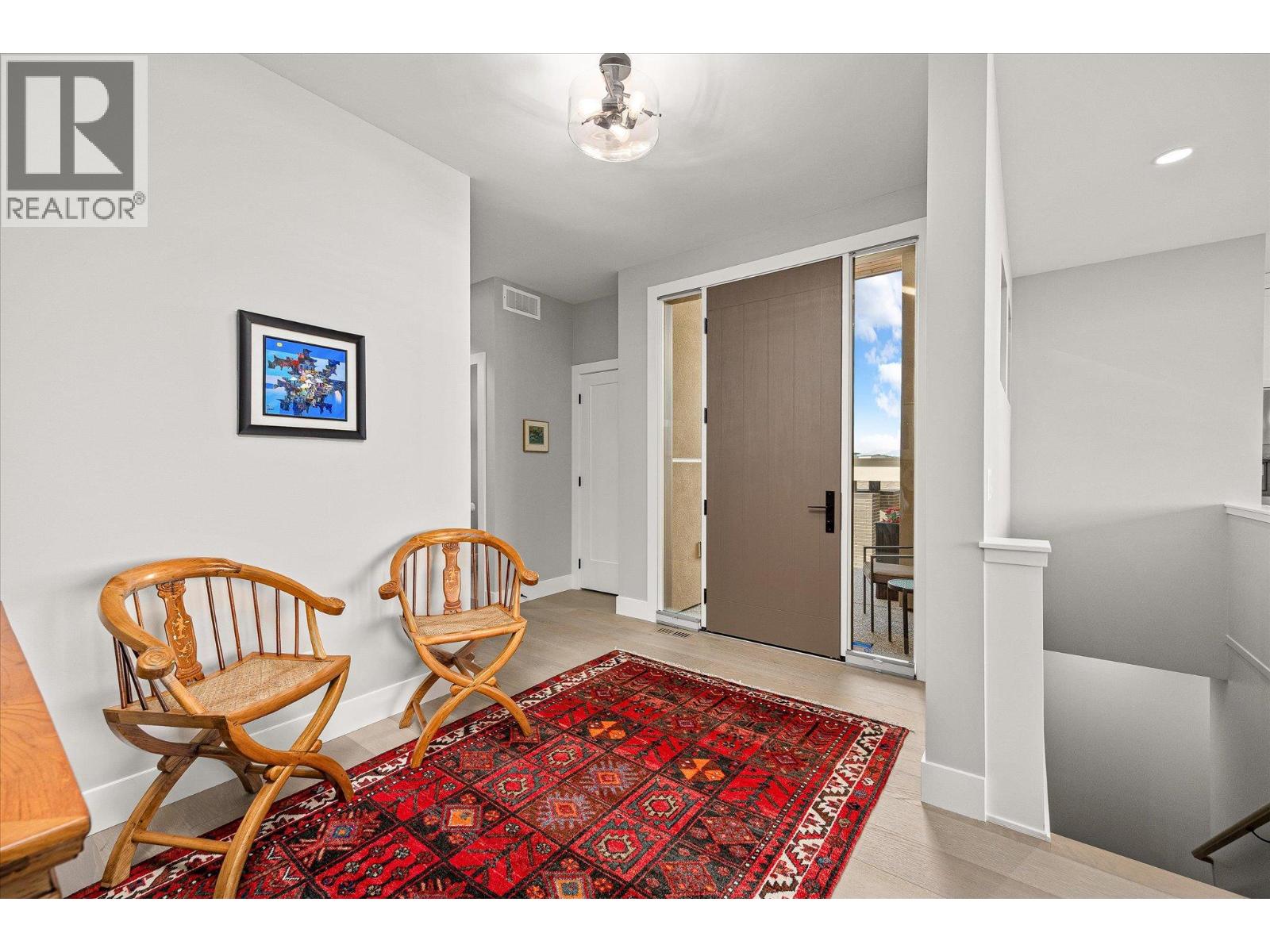  468 Sparrow Hawk Court, Kelowna