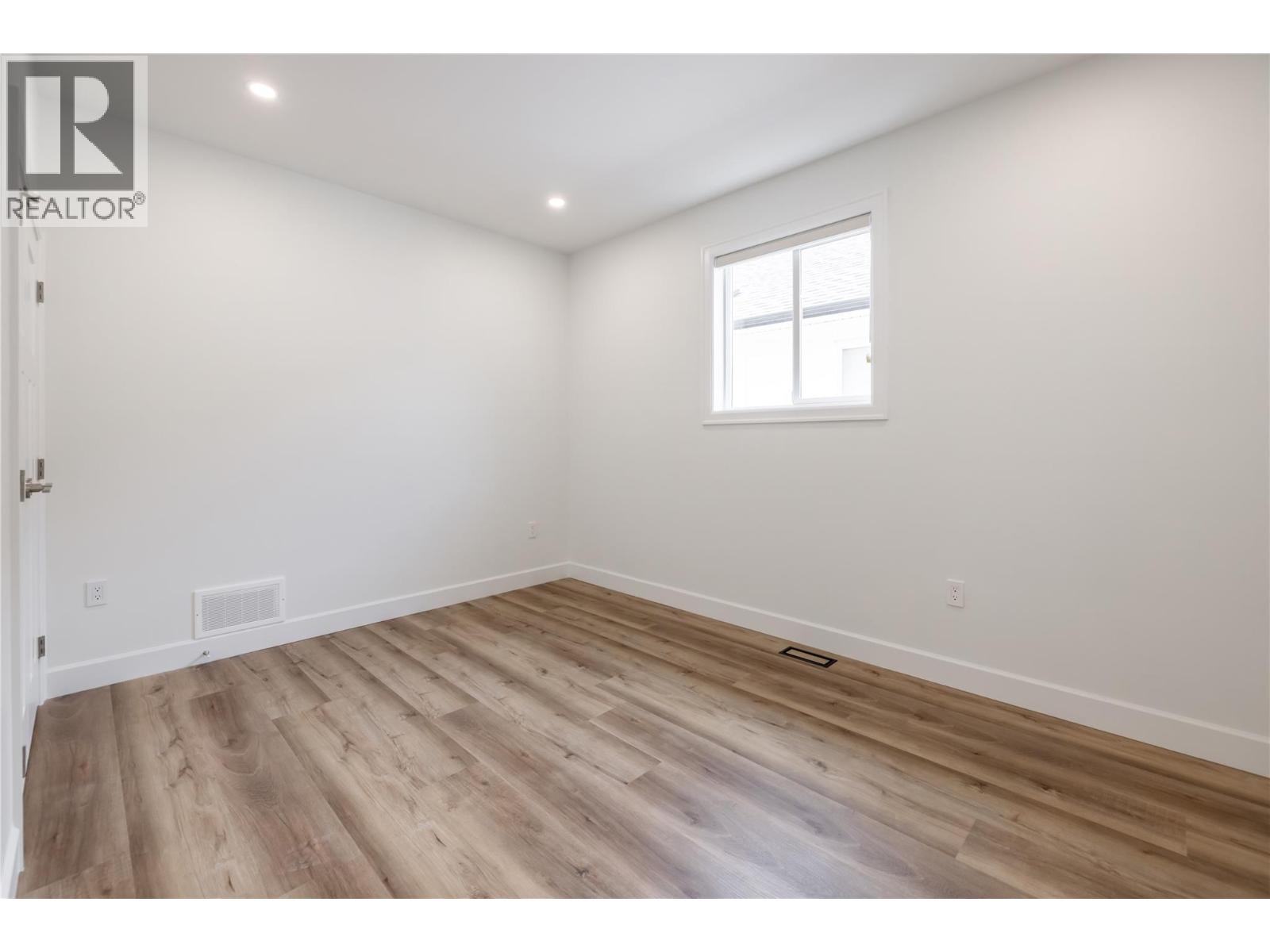 258 BENTGRASS Avenue, Oliver