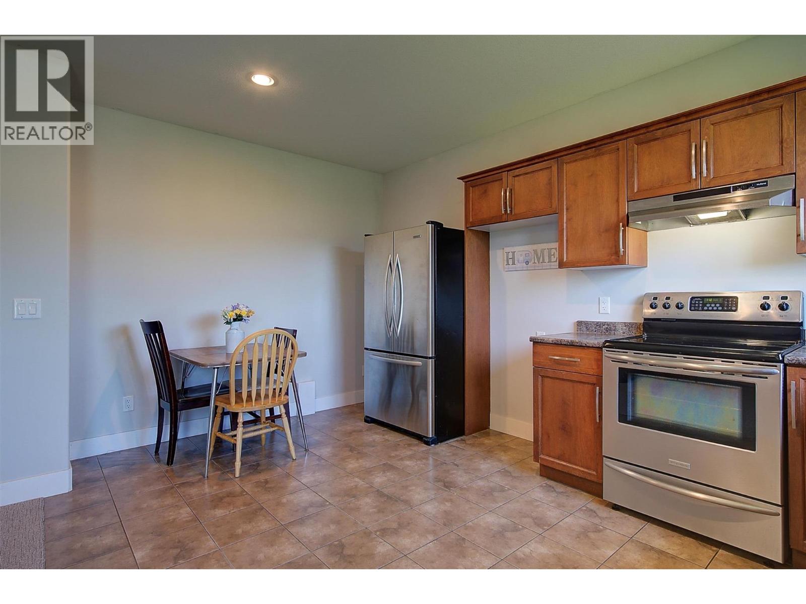  9761 Crofton Road, Lake Country