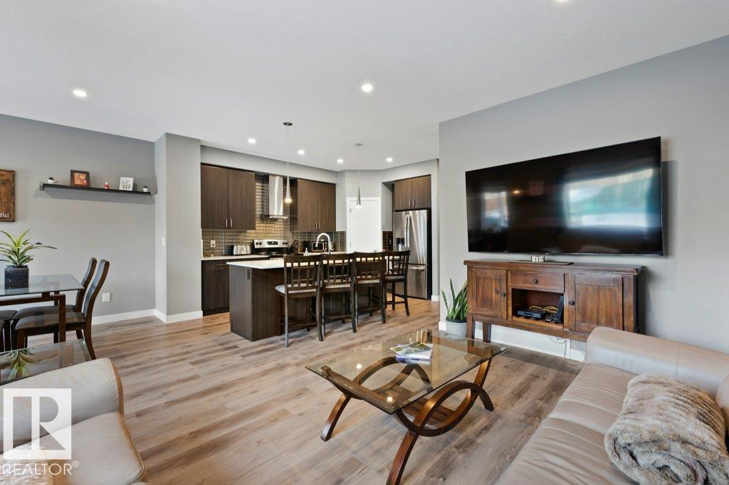 76 ROYAL ST, St. Albert