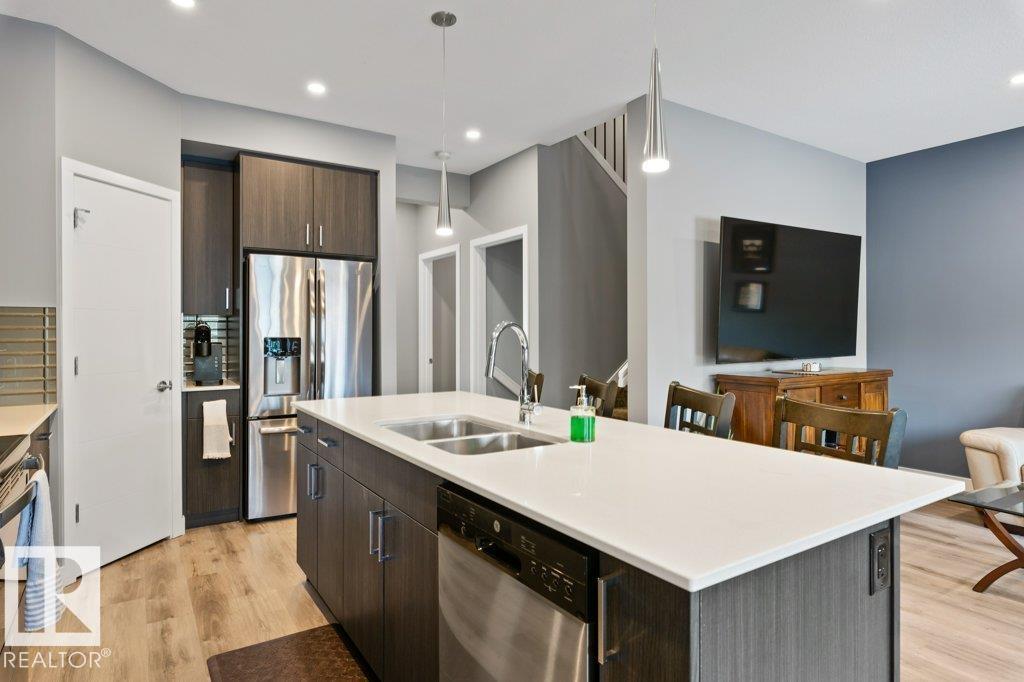 76 ROYAL ST, St. Albert