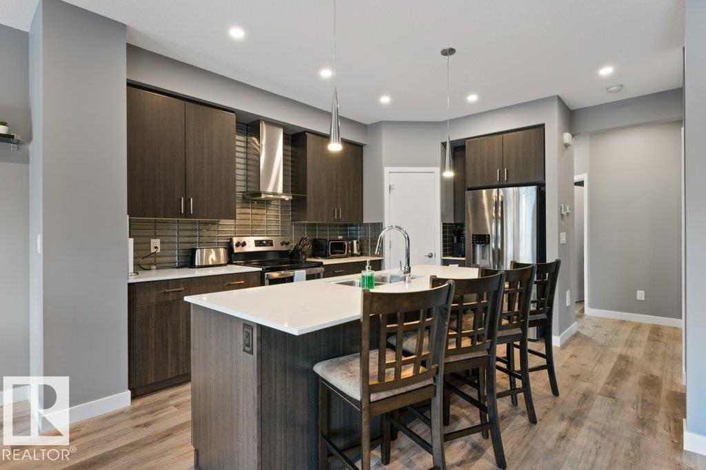 76 ROYAL ST, St. Albert