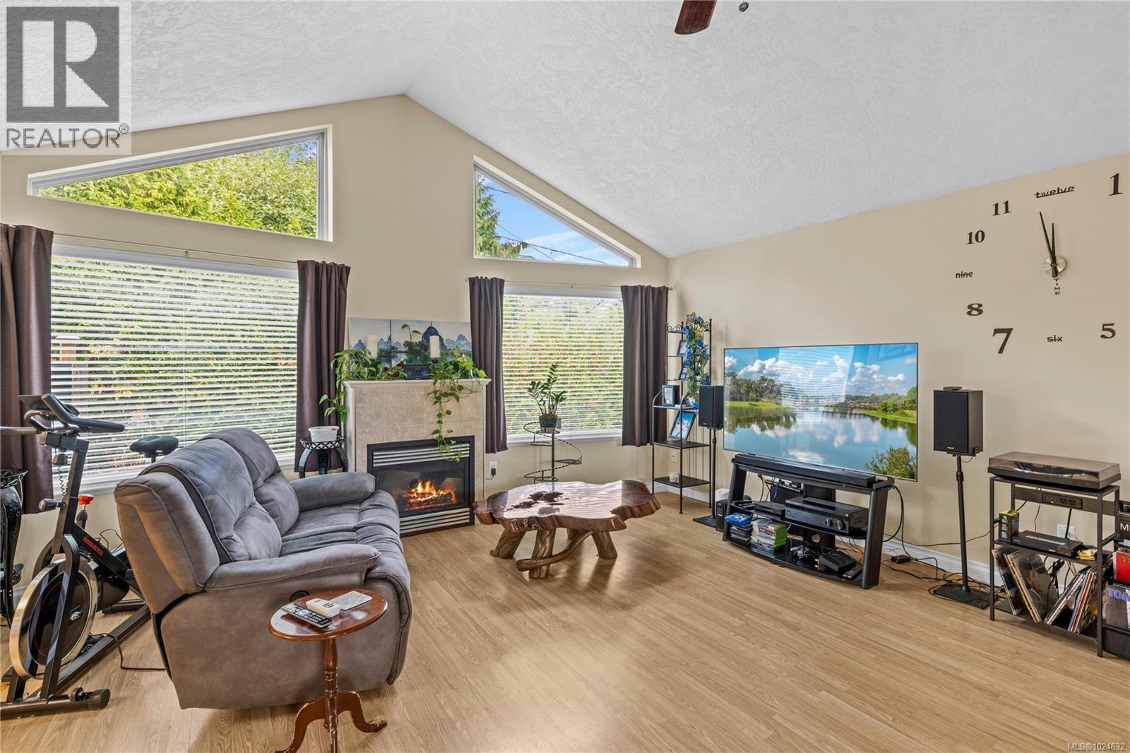 1738 Martini Way, Qualicum Beach